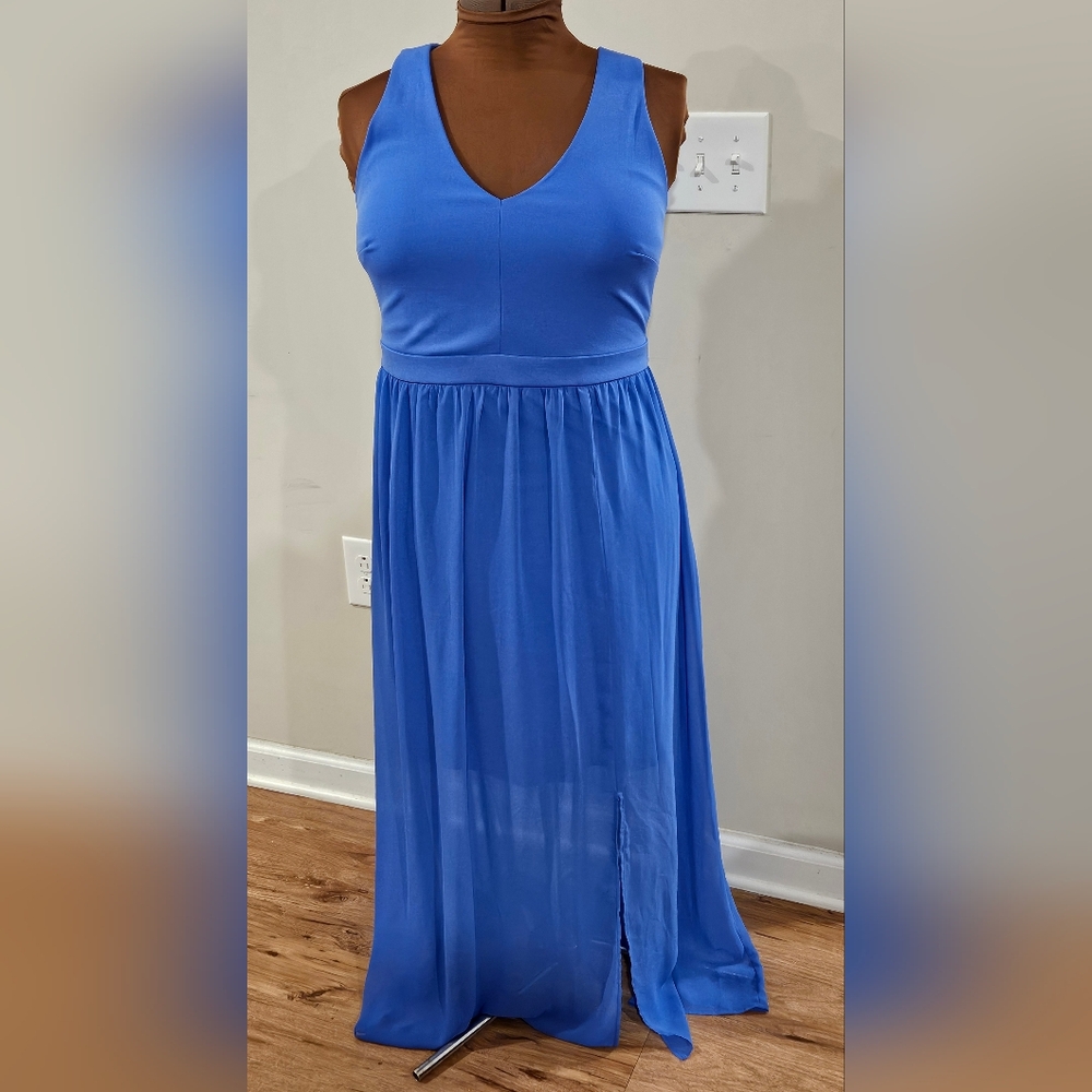 🎁Elegant Blue Sleeveless Maxi Dress